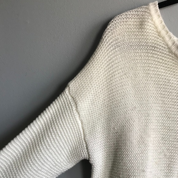 Forever 21 Oversized White Knit Sweater - Picture 5 of 5